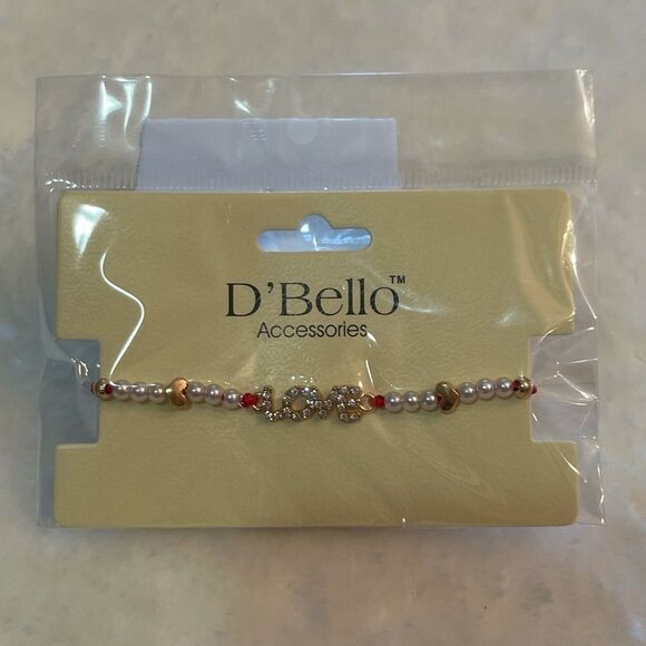 Red String “Love” Bracelet - Picture 2 of 3